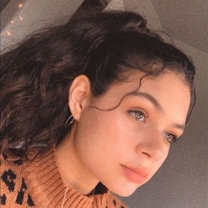 Meet your Posher, Halle